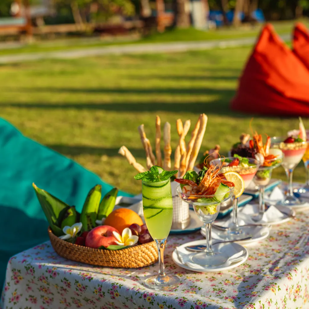 Picnic - Lovina Beach